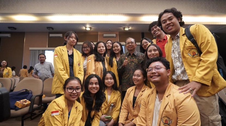 Kuliah Umum Mahasiswa Undiknas Bersama Gubernur Bali Bapak I Wayan Koster 