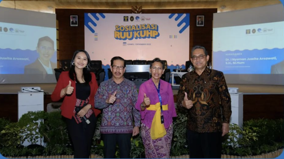 Kominfo Bekerjasama Dengan Universitas Pendidikan Nasional Sosialisasikan RUU KUHP Kepada Masyarakat dan Akademisi Bali