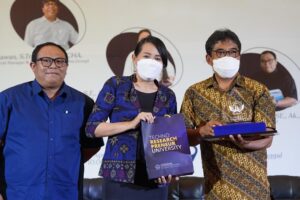 SEMINAR TECHNOPRENEURSHIP: UNDIKNAS DUKUNG KEBANGKITAN INDUSTRI PARIWISATA BERKELANJUTAN BERBASIS TEKNOLOGI 