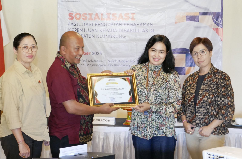 Strengthening Political Awareness for People with Disabilities to Achieve Social Justice in Elections